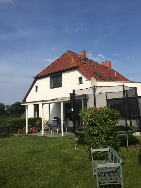 Haus von der Gartenseite