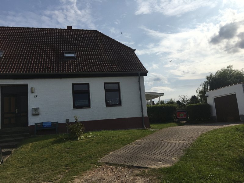 Haus von der Straßenseite